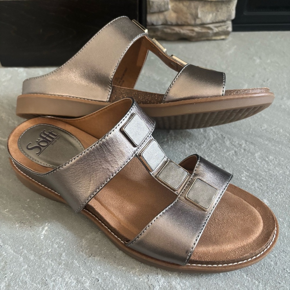 Sofft Blair Wedge Metallic Pewter Slip On Wedge T Strap Sandals Womens Size 9M